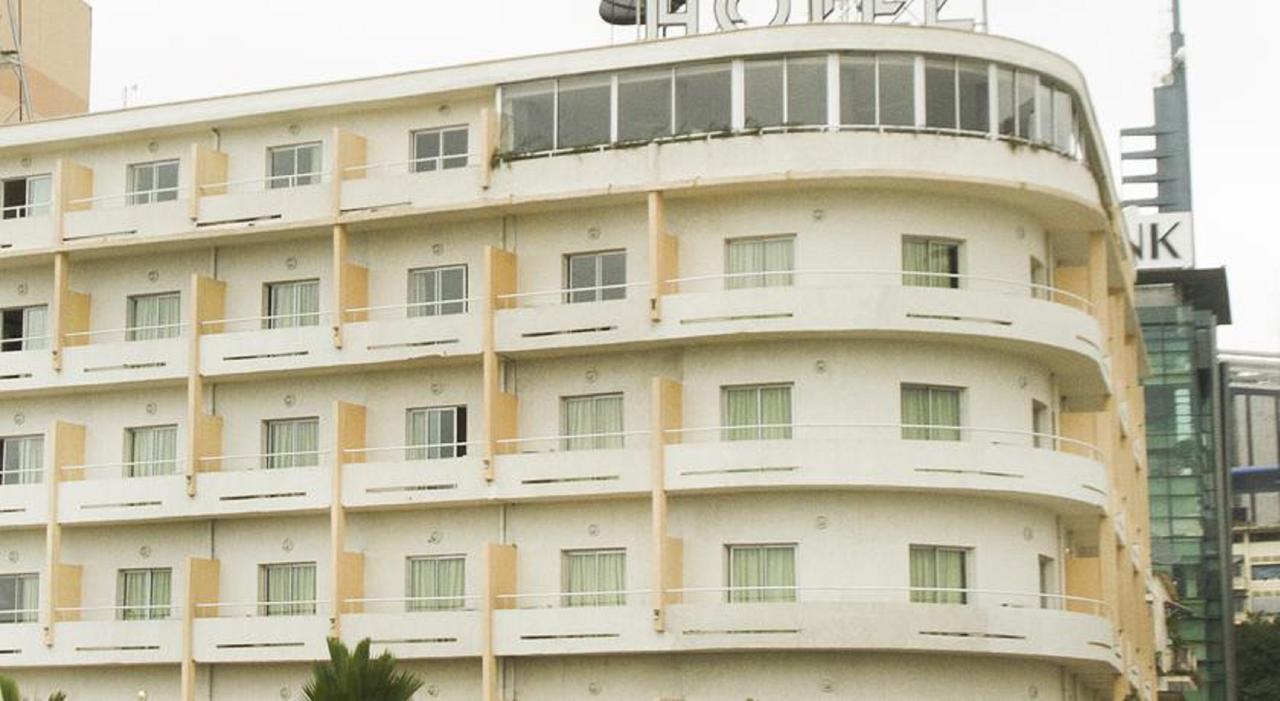 Le Grand Hotel d'Abidjan Buitenkant foto